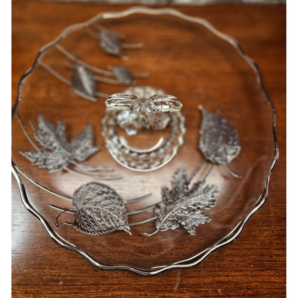 Beautiful Vintage Silver City Glass Serving Platter Silver Inlay Leaves 11"